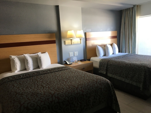 Imagen de la habitación del Hotel Arya Blu Inn and Suites. Foto 4