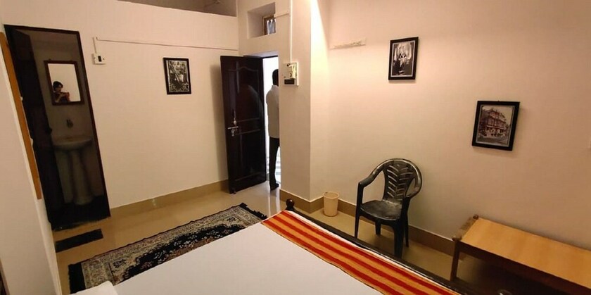 Imagen de la habitación del Hotel Arya Haveli. Foto 2