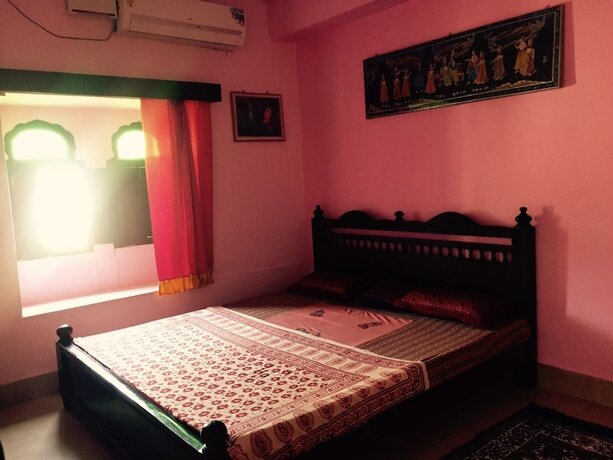 Imagen de la habitación del Hotel Arya Haveli. Foto 9