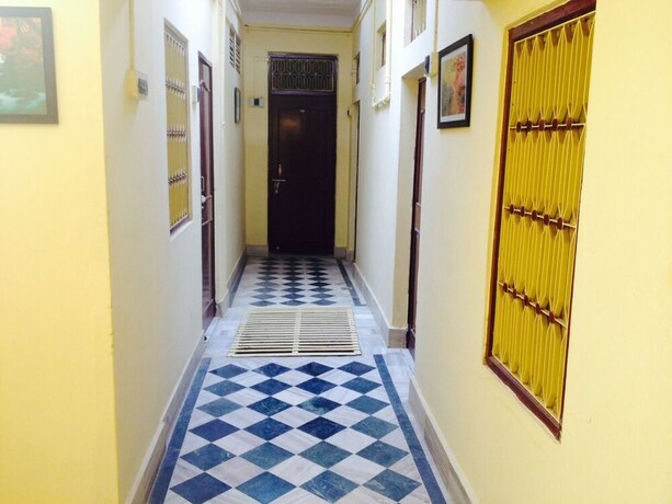Imagen de los interiores del Hotel Arya Haveli. Foto 20