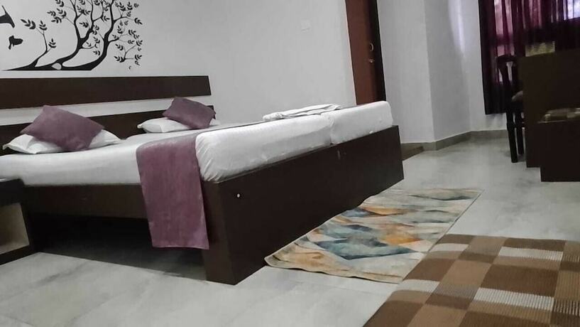 Imagen de la habitación del Hotel Arya Inn. Foto 9