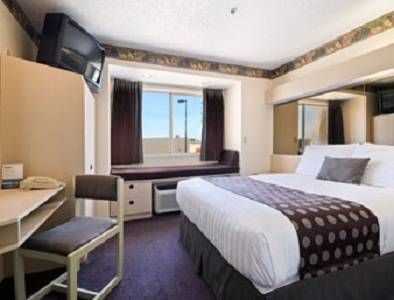 Imagen de la habitación del Hotel Arya Inn and Suites. Foto 3