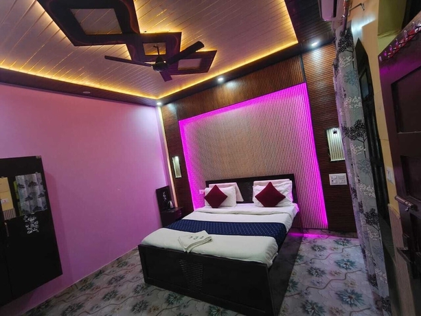 Imagen de la habitación del Hotel Arya Kulam Palace. Foto 10