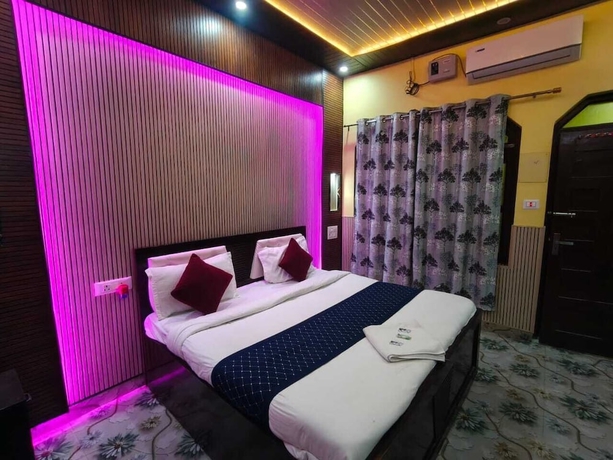 Imagen de la habitación del Hotel Arya Kulam Palace. Foto 15