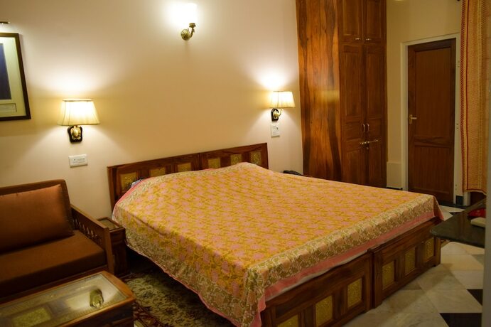 Imagen de la habitación del Hotel Arya Niwas. Foto 20