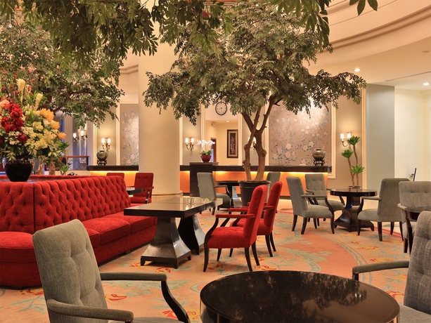 Imagen de los interiores del Hotel Aryaduta Manado. Foto 7