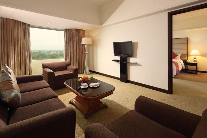 Imagen de los interiores del Hotel Aryaduta Pekanbaru. Foto 12