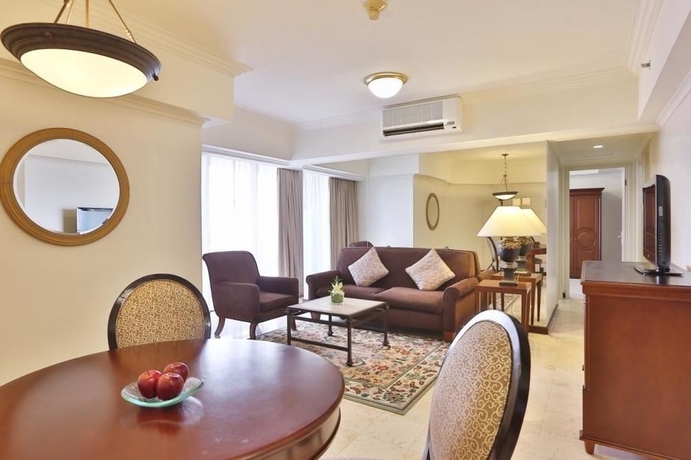 Imagen de la habitación del Hotel Aryaduta Suites Semanggi. Foto 2