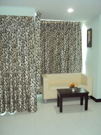Imagen de los interiores del Hotel Aryan Suites. Foto 14