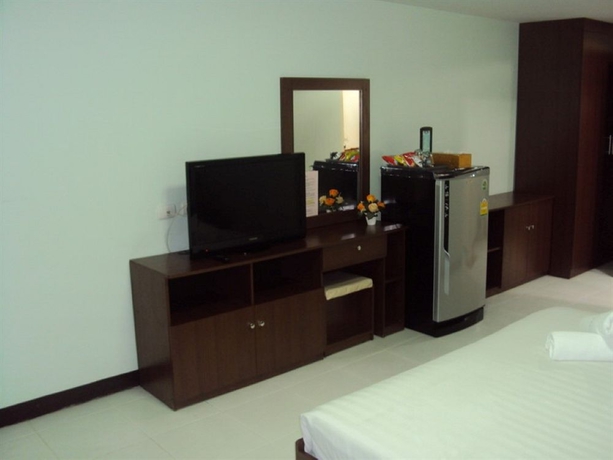 Imagen de la habitación del Hotel Aryan Suites. Foto 12