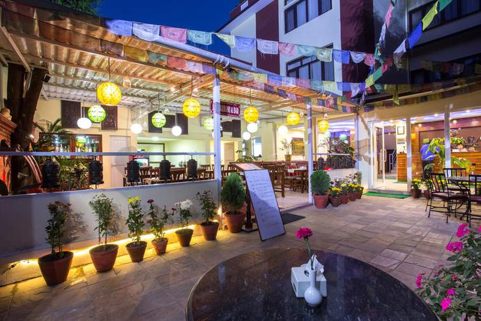 Imagen de los interiores del Hotel Aryatara Kathmandu. Foto 12