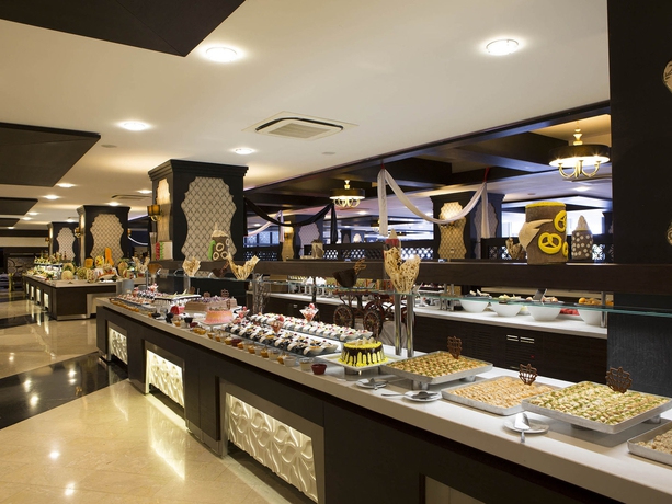 Imagen del bar/restaurante del Hotel Arycanda Kirman Premium. Foto 4