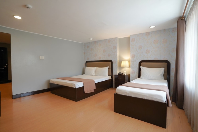 Imagen de la habitación del Hotel Arzo Manila. Foto 11