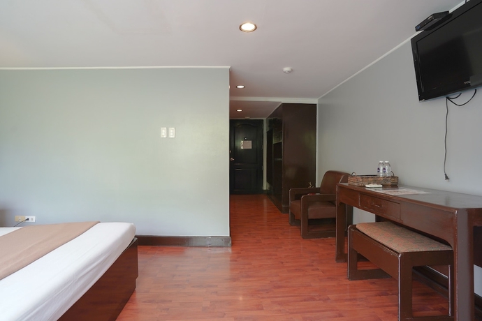 Imagen de la habitación del Hotel Arzo Manila. Foto 17