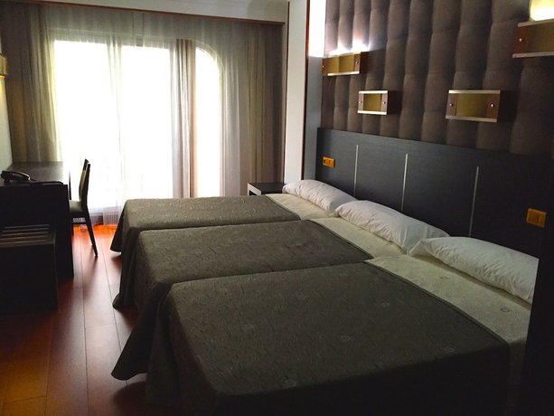 Imagen de la habitación del Hotel As Areas III Playa. Foto 5