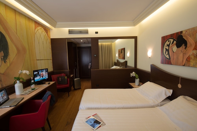 Imagen de la habitación del Hotel As Cambiago. Foto 14