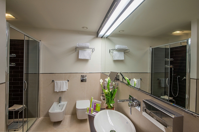 Imagen de la habitación del Hotel As Limbiate Fiera. Foto 5