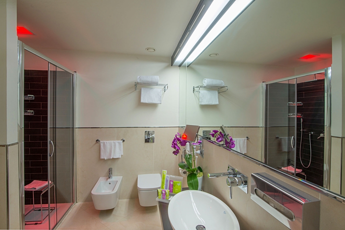 Imagen de la habitación del Hotel As Limbiate Fiera. Foto 11