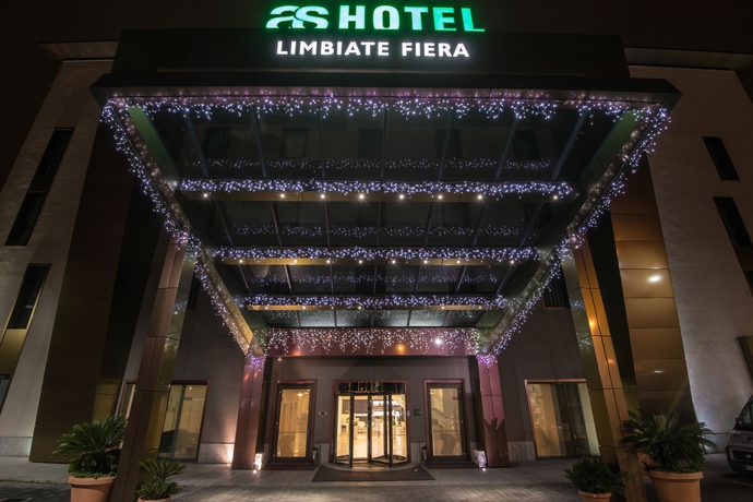 Imagen de los interiores del Hotel As Limbiate Fiera. Foto 16