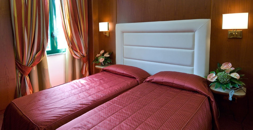 Imagen de la habitación del Hotel As Monza. Foto 6