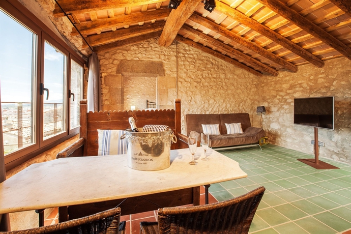 Imagen de la habitación del Hotel As Palau Dels Alemanys. Foto 9
