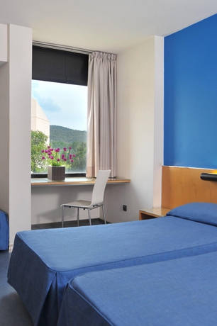 Imagen general del Hotel As Porta Catalana. Foto 2