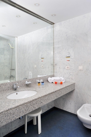 Imagen general del Hotel As Porta Catalana. Foto 9