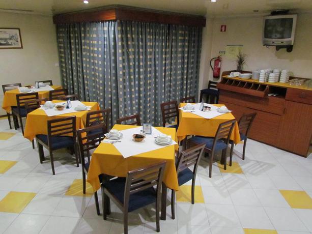 Imagen del bar/restaurante del Hotel As São João Da Madeira. Foto 3