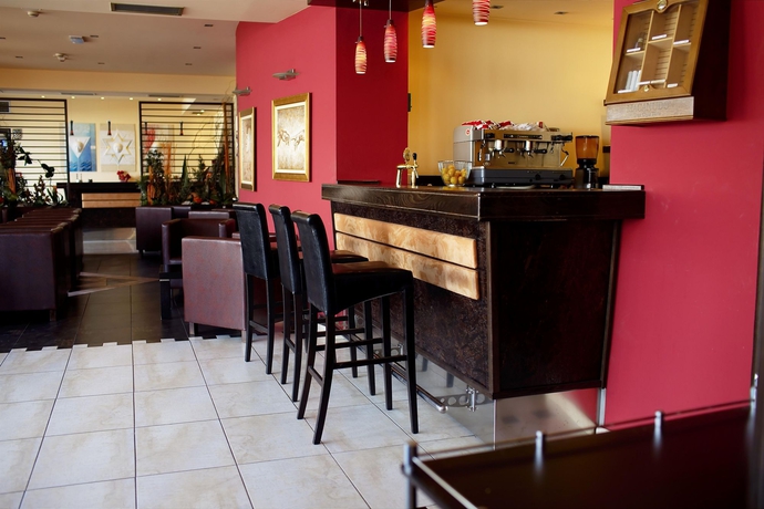 Imagen del bar/restaurante del Hotel As, Split. Foto 5