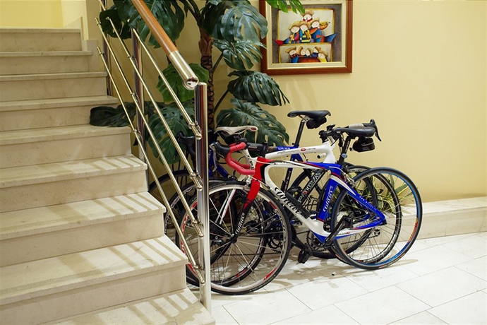 Imagen de los interiores del Hotel As, Split. Foto 13