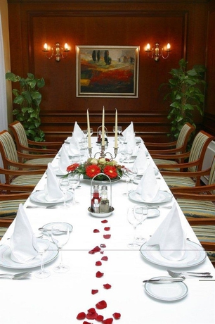 Imagen del bar/restaurante del Hotel As, Zagreb. Foto 5