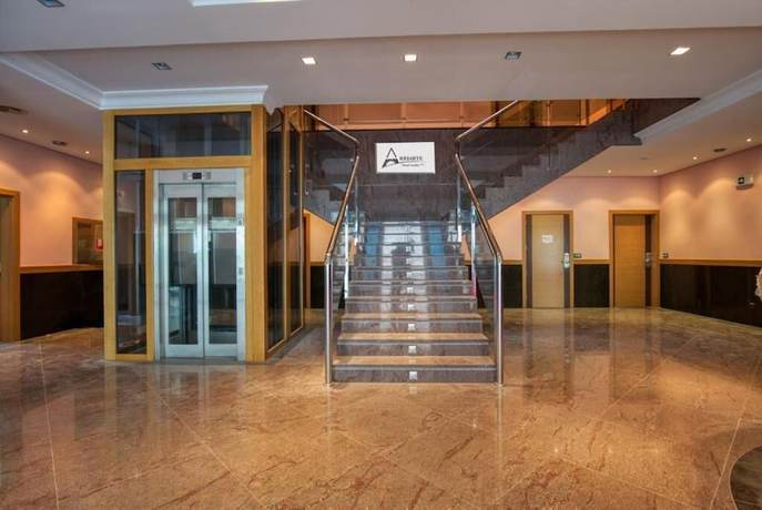 Imagen de los interiores del Hotel Asador Arriarte. Foto 12