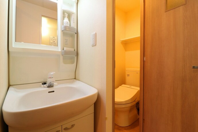 Imagen de la habitación del Hotel Asahi Grandeur Fuchu. Foto 17