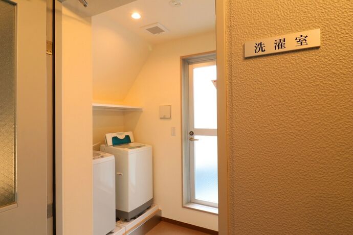 Imagen de los interiores del Hotel Asahi Grandeur Fuchu. Foto 19