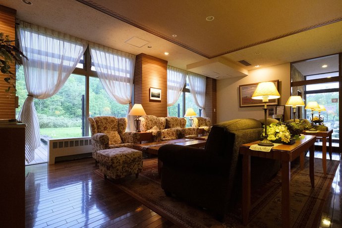 Imagen de los interiores del Hotel Asahidake Onsen Deer Valley. Foto 14
