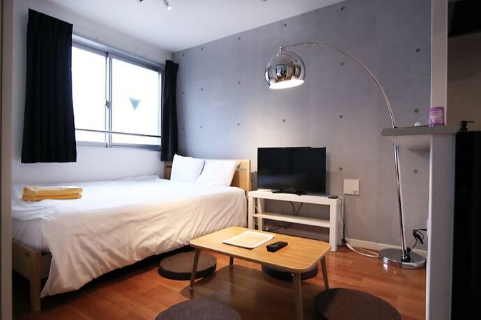 Imagen de la habitación del Hotel Asakusa Koma House. Foto 14