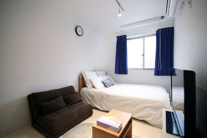 Imagen de la habitación del Hotel Asakusa Koma House. Foto 17
