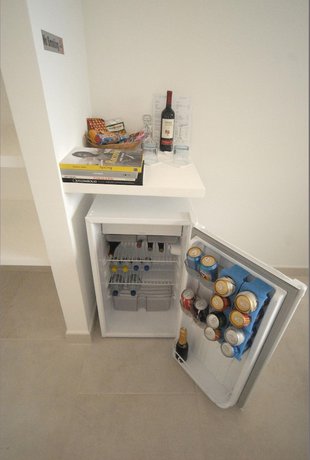 Imagen de la habitación del Hotel Asalem. Foto 15