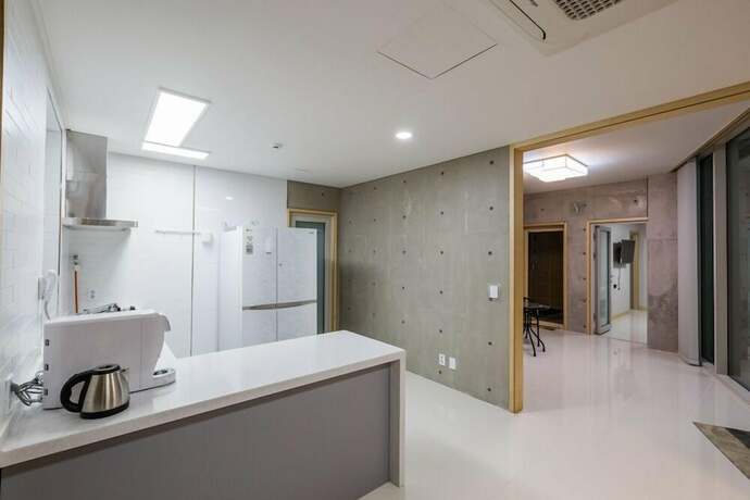 Imagen de la habitación del Hotel Asamo poolvilla. Foto 19