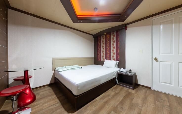 Imagen de la habitación del Hotel Asan Alps Motel. Foto 16