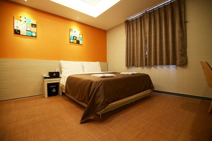 Imagen de la habitación del Hotel Asan Chelsea. Foto 33