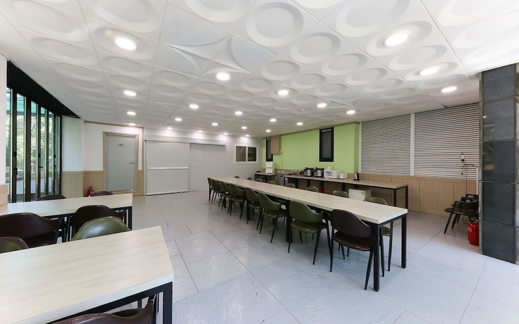 Imagen de los interiores del Hotel Asan Crystal. Foto 19