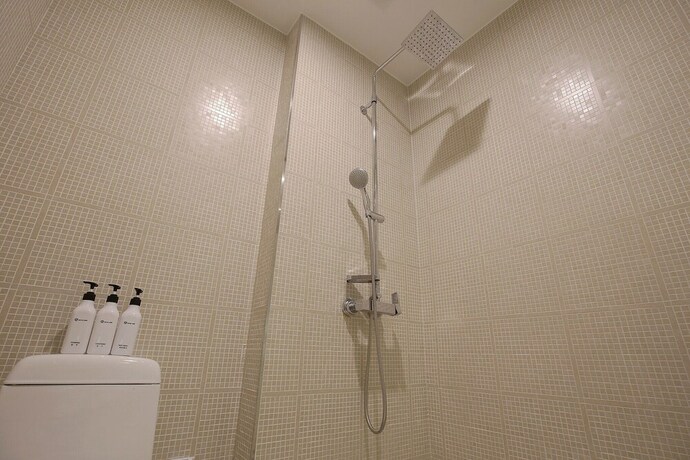 Imagen de la habitación del Hotel Asan Cube. Foto 28