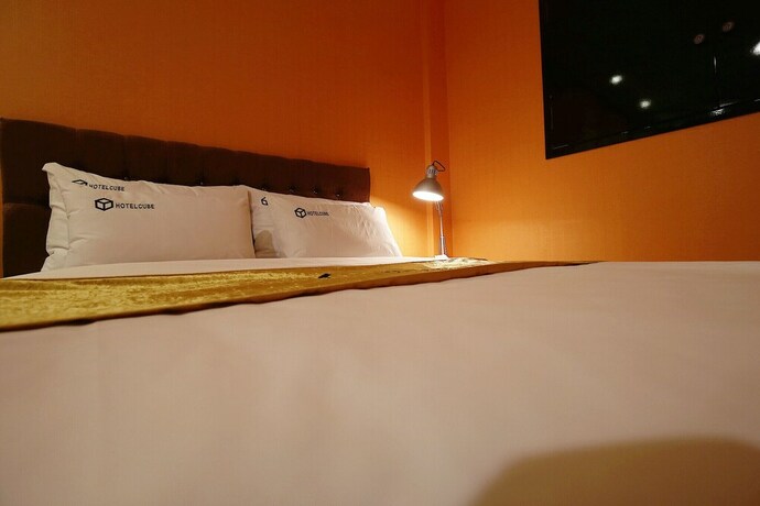 Imagen de la habitación del Hotel Asan Cube. Foto 32