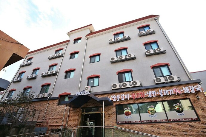 Imagen general del Hotel Asan. Foto 5