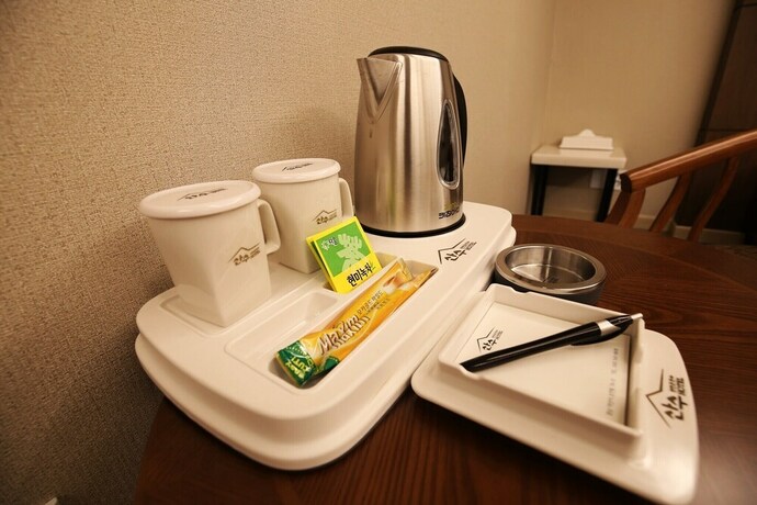 Imagen de los interiores del Hotel Asan. Foto 27