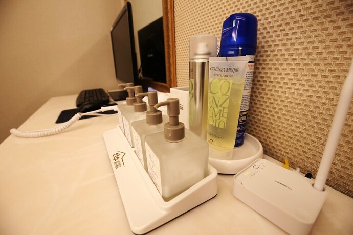 Imagen de los interiores del Hotel Asan. Foto 29