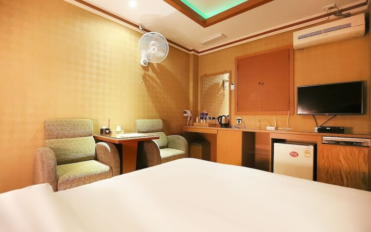 Imagen general del Hotel Asan Hill Star Park. Foto 6