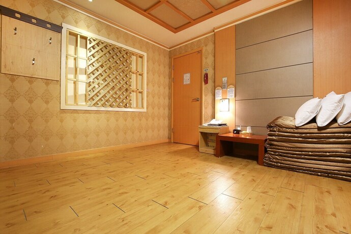 Imagen de la habitación del Hotel Asan Hill Star Park. Foto 19