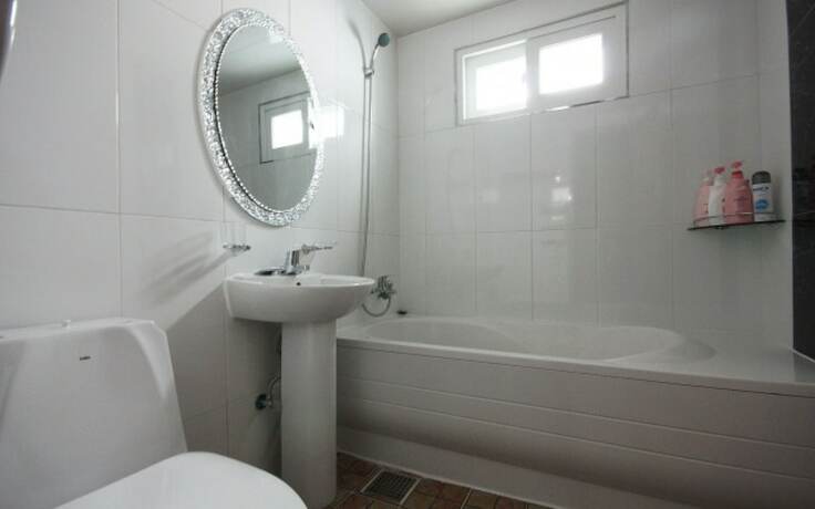 Imagen general del Hotel Asan ING. Foto 4